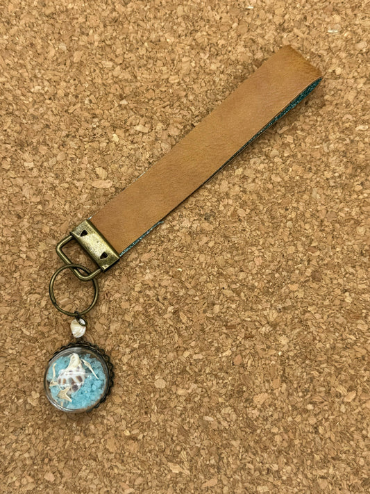 Tan/Seashell Wristlet Keychain